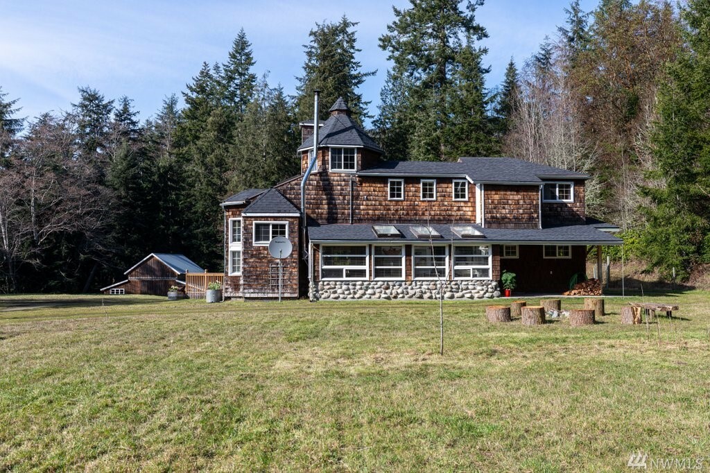 Property Photo:  545 Ellwood Dr  WA 98239 