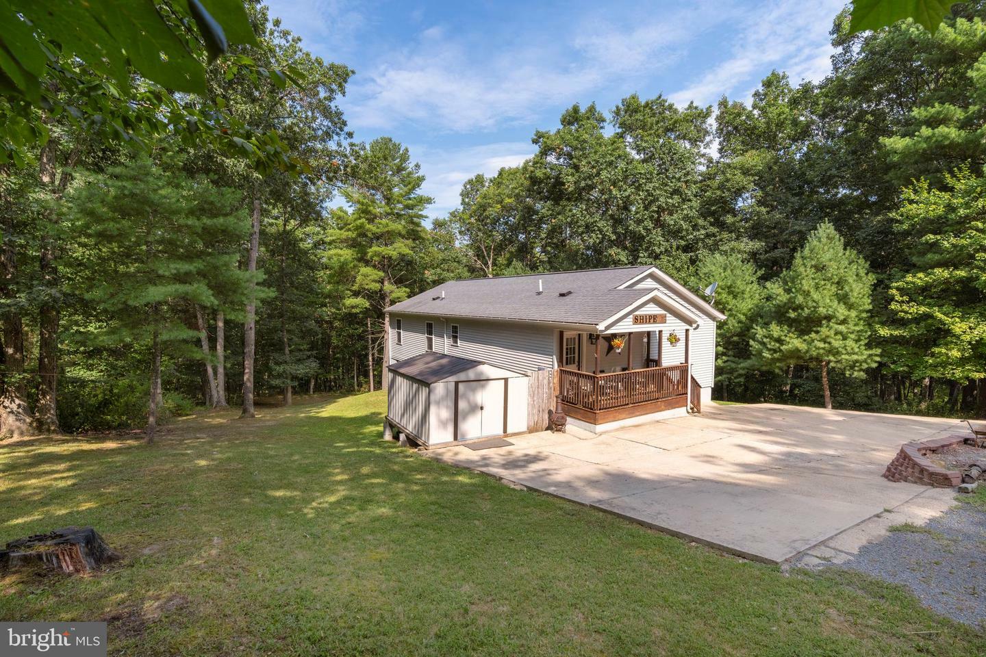 Property Photo:  207 Sandpiper  VA 22810 