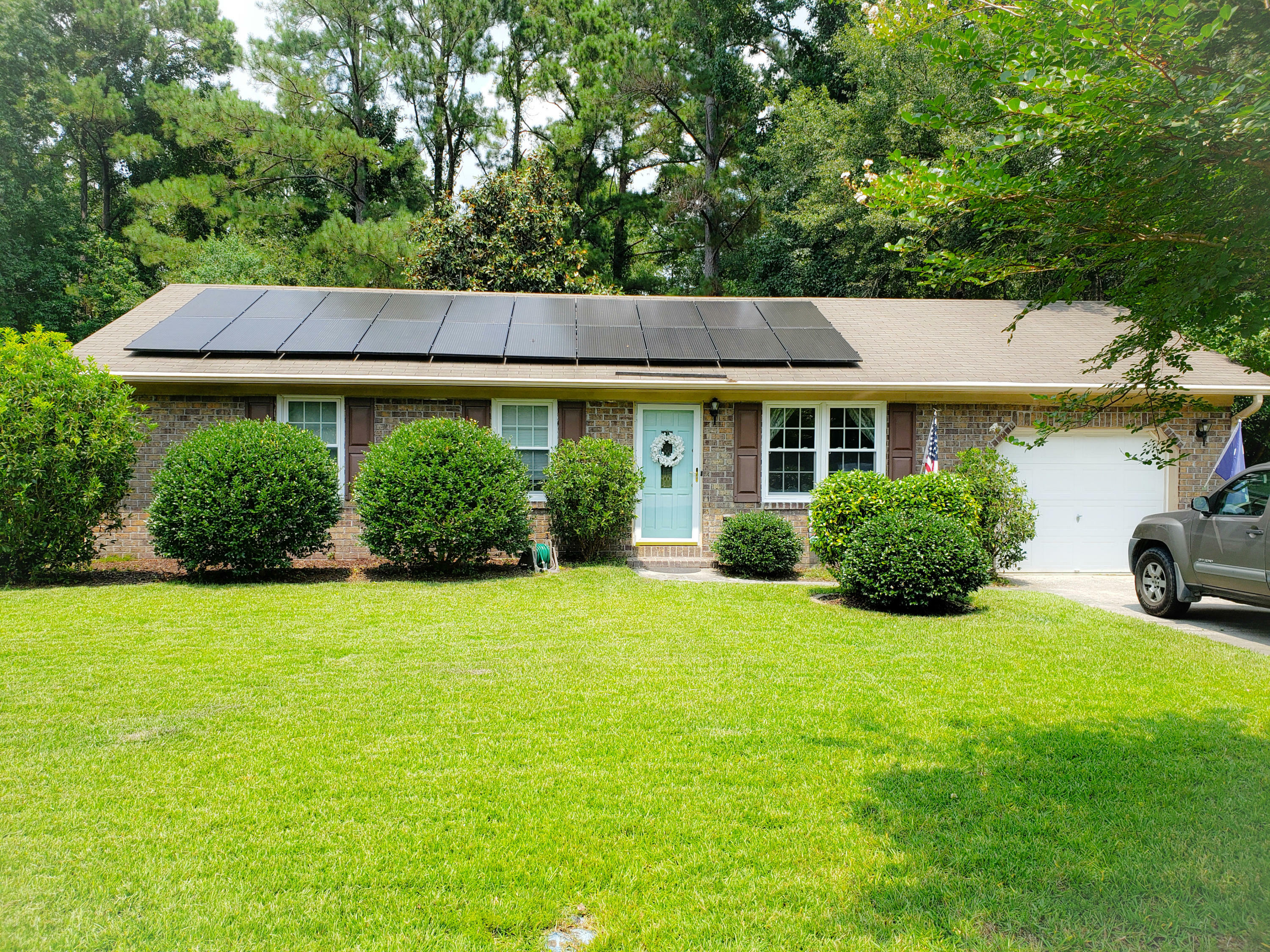 114 Lisa Drive  Summerville SC 29485 photo