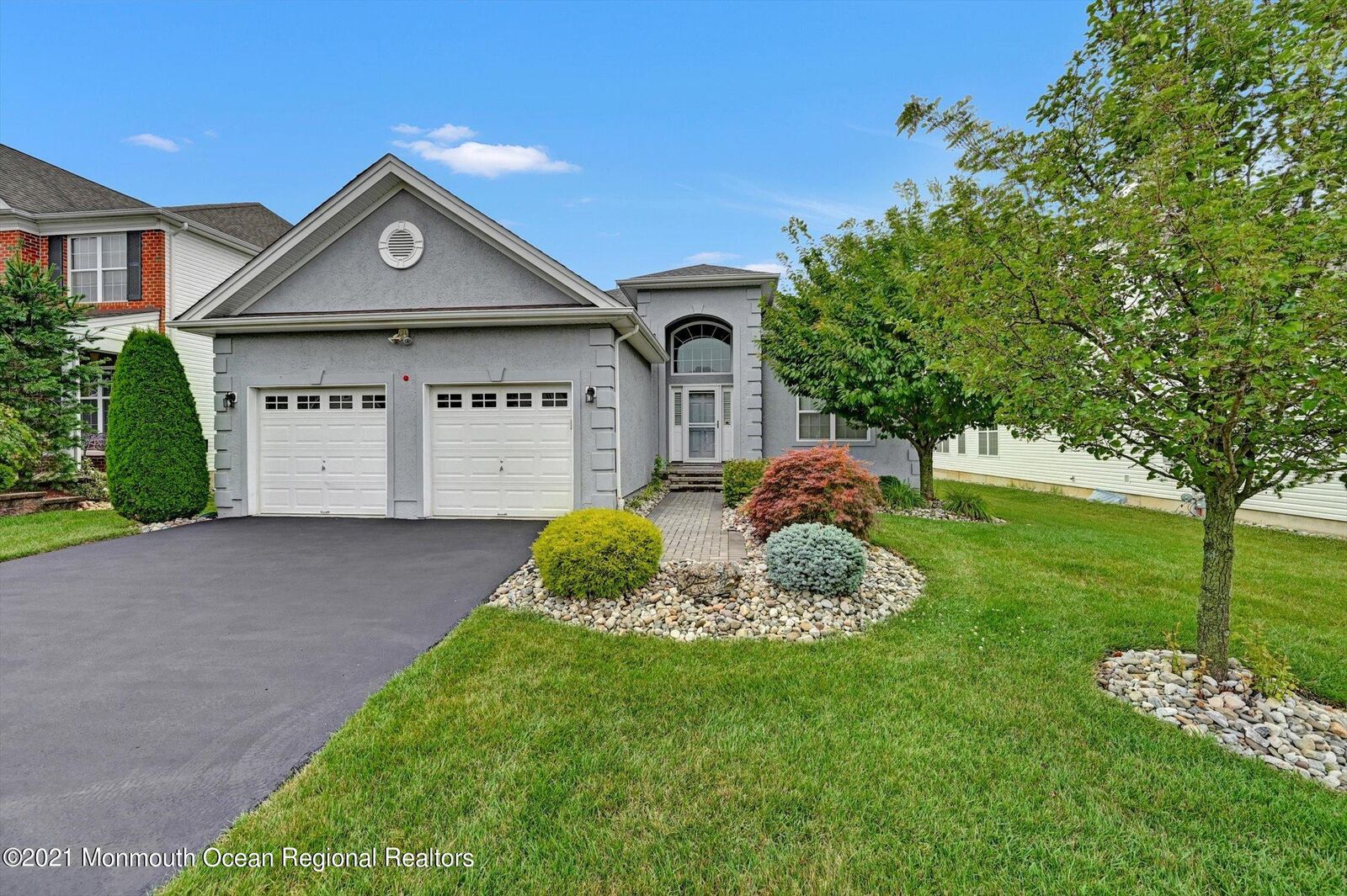 Property Photo:  189 Tournament Drive  NJ 08831 