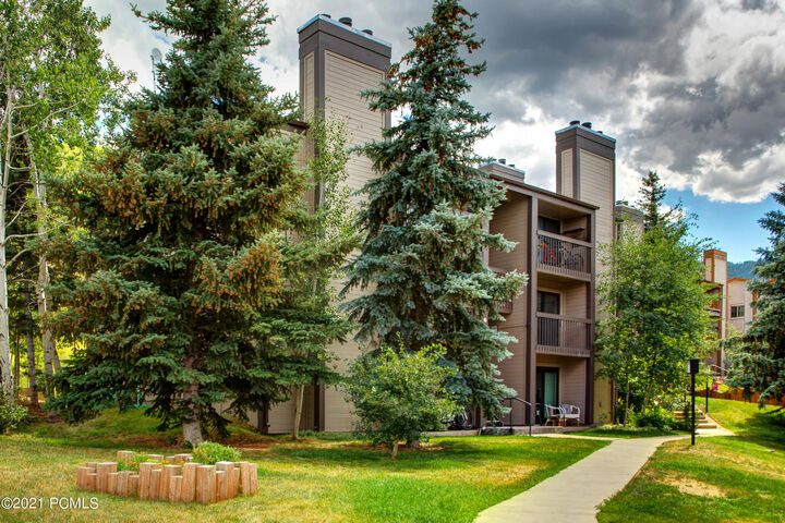 1650 Upper Ironhorse Loop H4  Park City UT 84060 photo