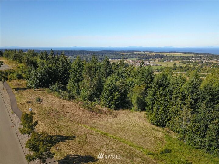 Property Photo: 660 Solana Parkway WA 98382