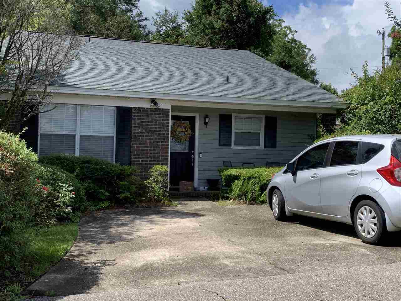 Property Photo:  801 Jamestown Court  FL 32303 