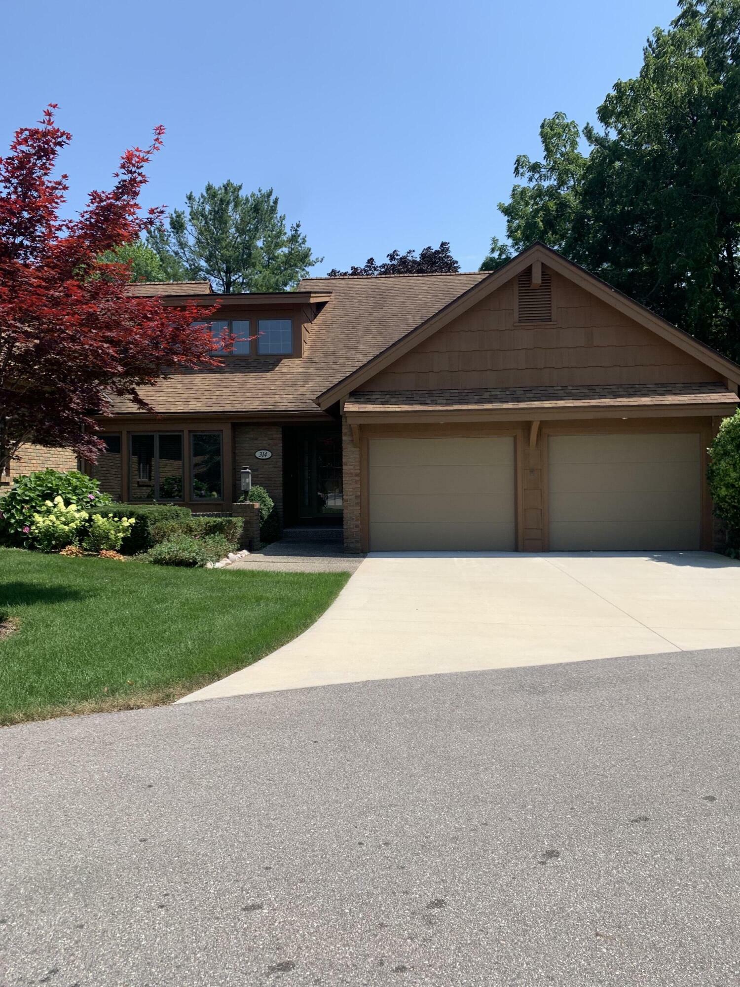 Property Photo:  314 Glengarry Court  MI 49423 