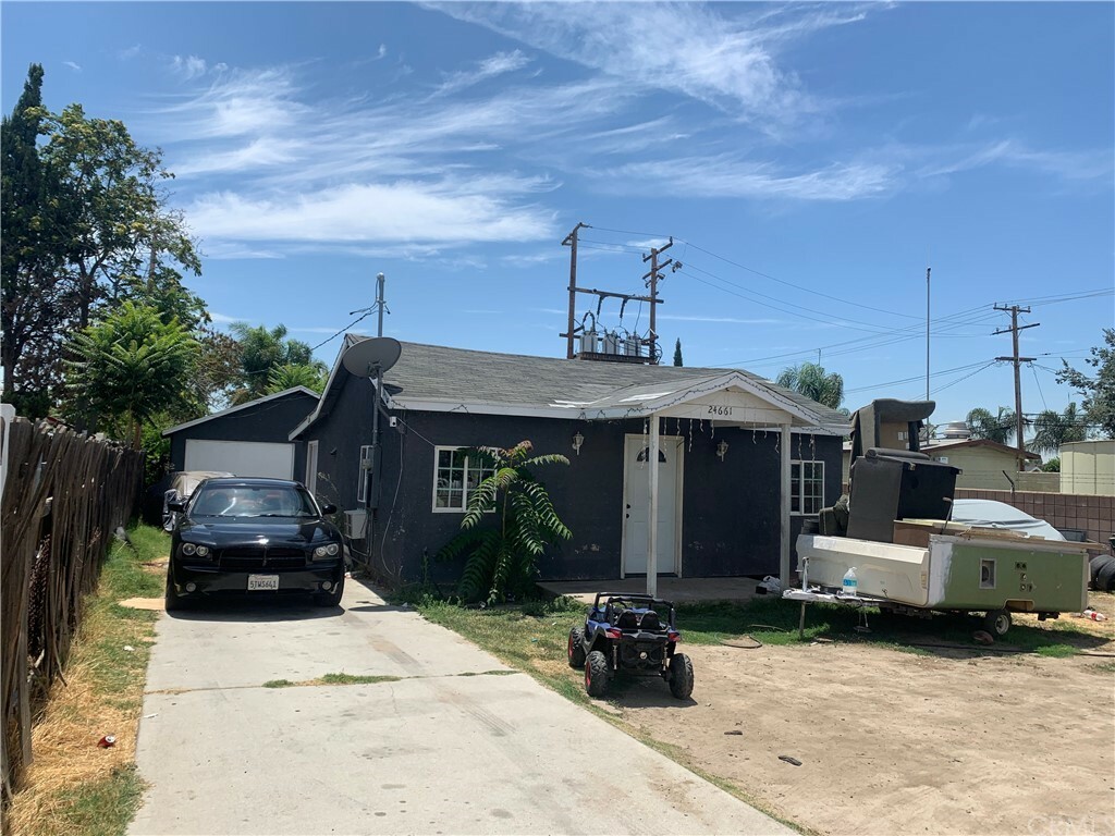 Property Photo: 24661 6th Street CA 92410