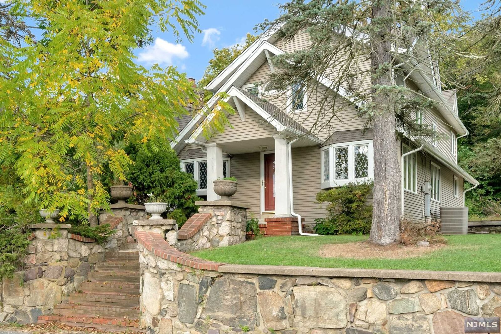 Property Photo: 208 Otterhole Road NJ 07480