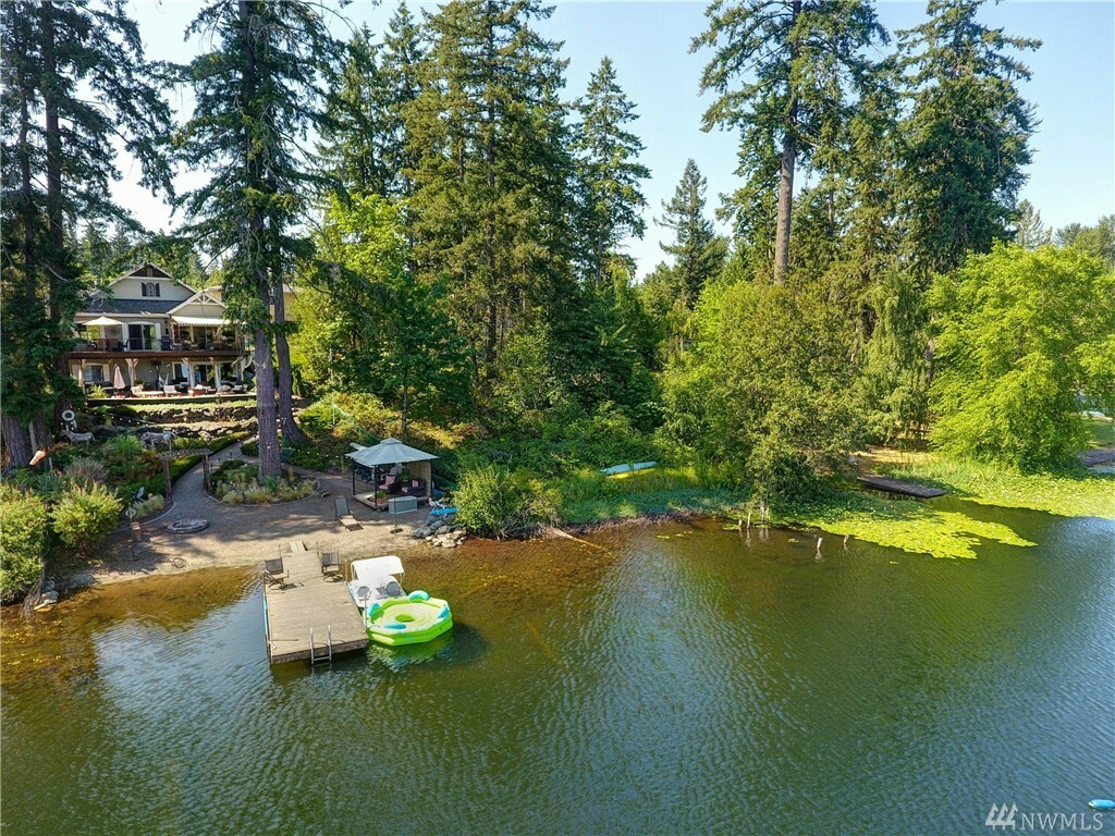 Property Photo:  17446 SE 196th Dr  WA 98058 