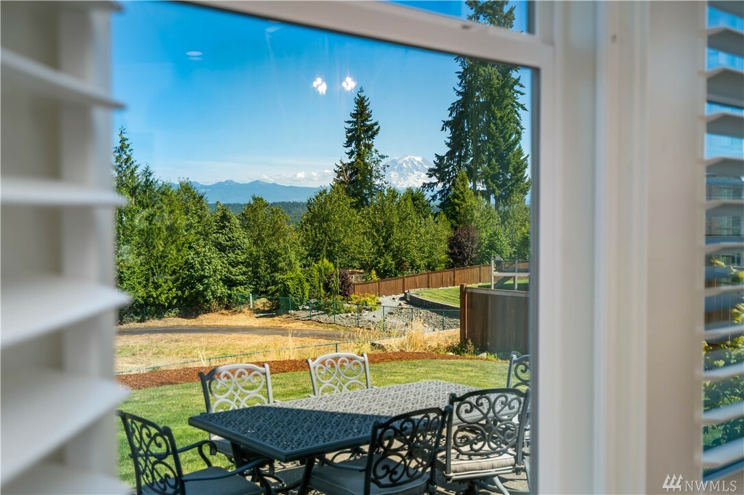 Property Photo:  11213 Shawnee Rd E  WA 98374 