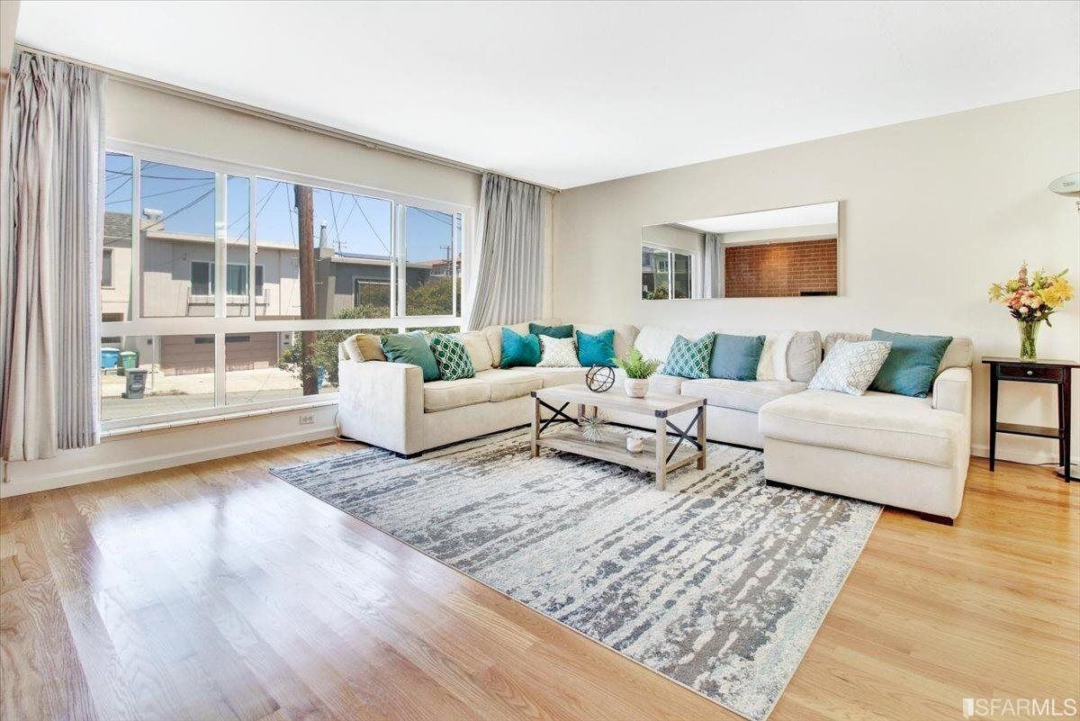 Property Photo:  1555 Bacon Street  CA 94134 