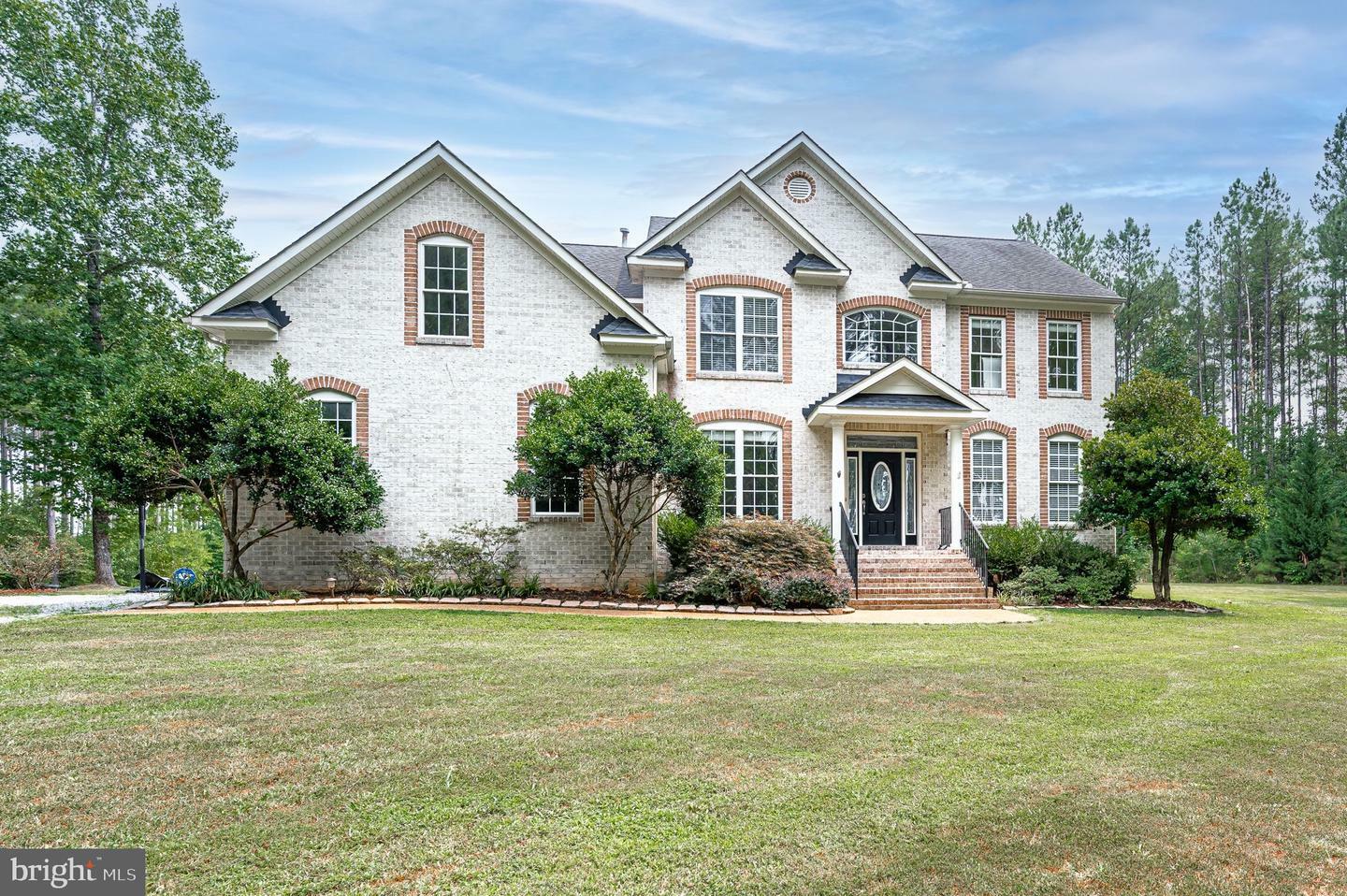 Property Photo:  15411 Beaver Den Lane  VA 23015 