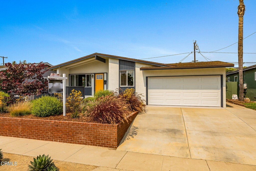 Property Photo:  3185 Preble Avenue  CA 93003 