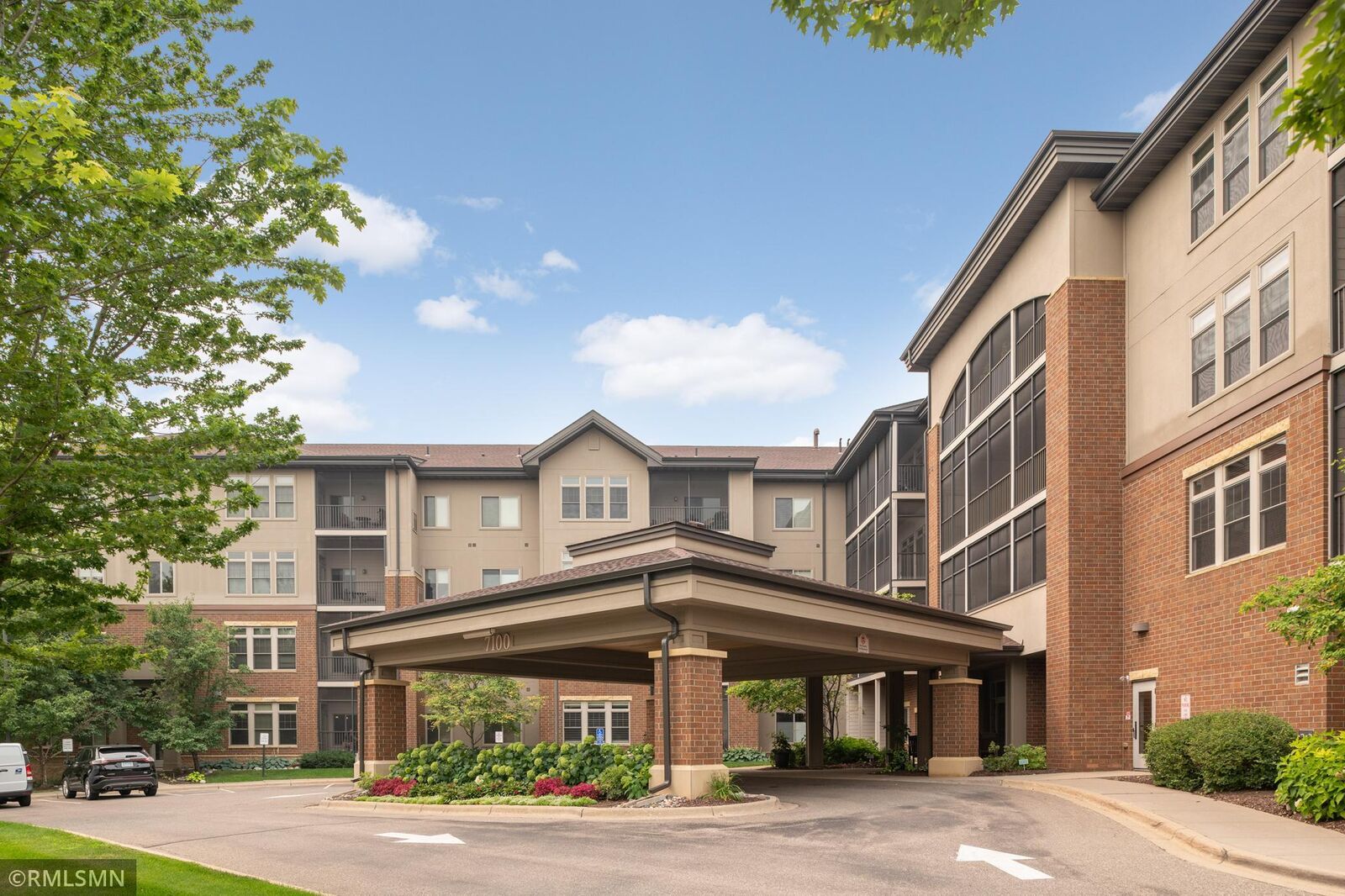 Property Photo:  7100 Metro Boulevard 326  MN 55439 