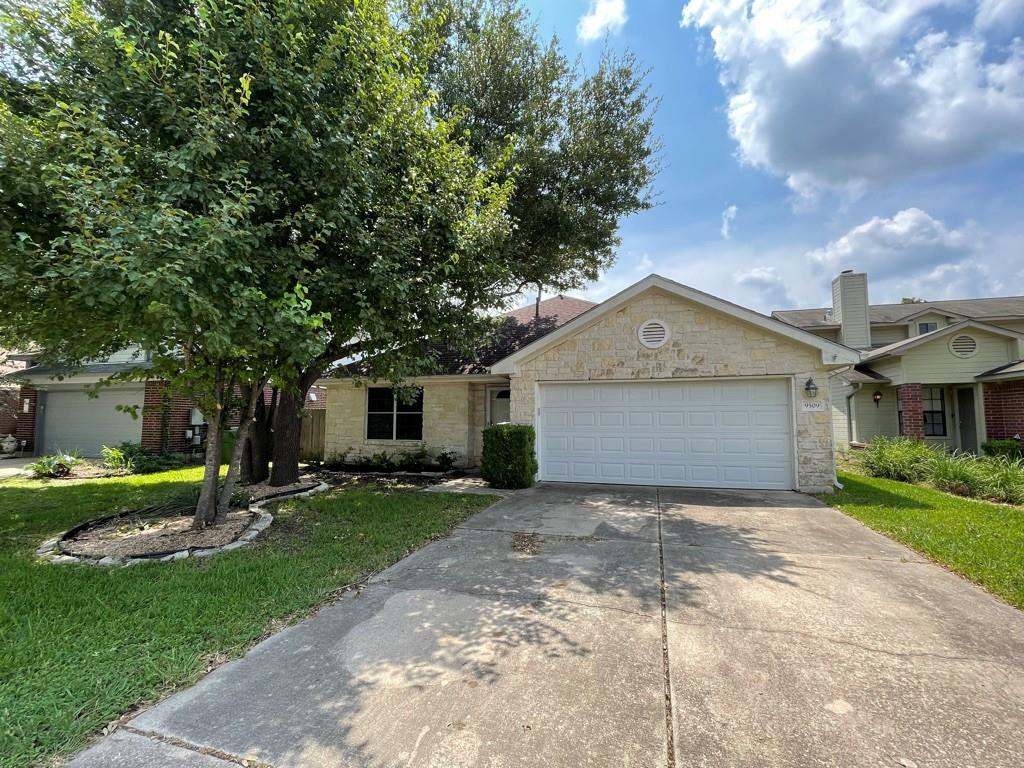 9509 Dalewood Drive  Austin TX 78729 photo