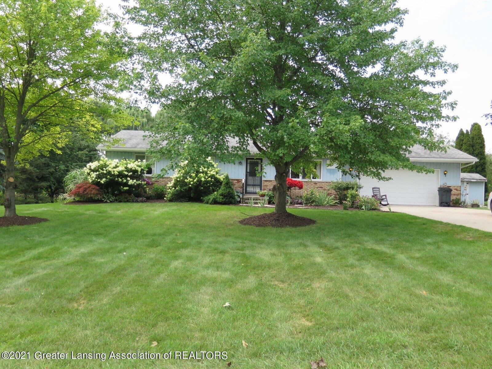 Property Photo: 11166 Lakeside Drive MI 48871