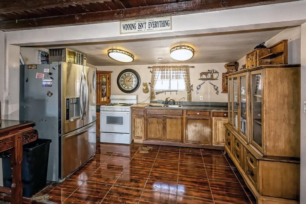 Property Photo: