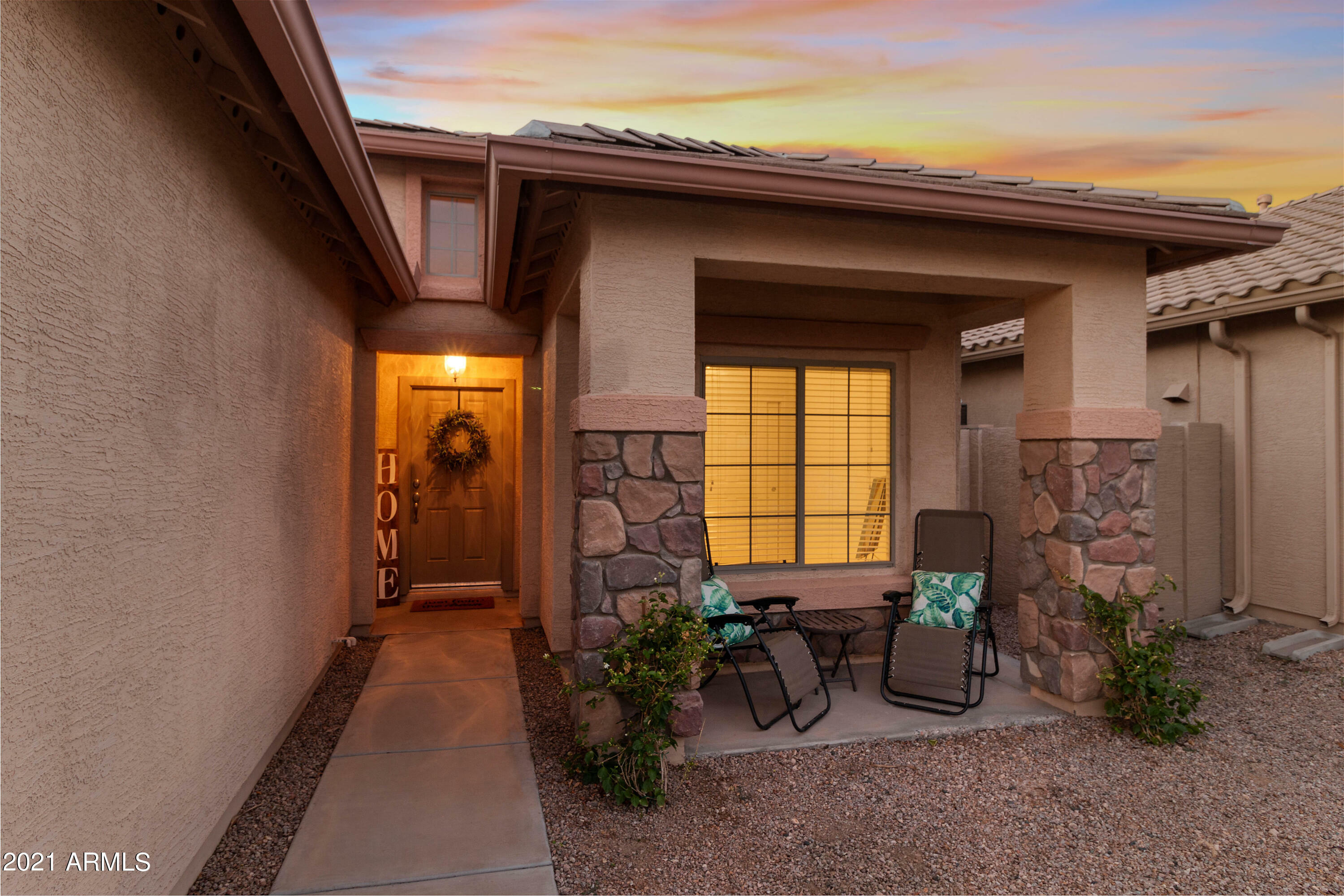 Property Photo:  45182 W Yucca Lane  AZ 85139 