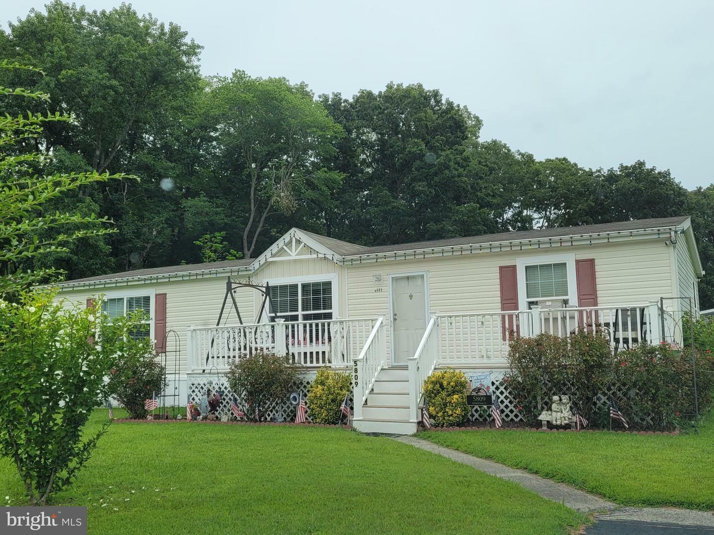 Property Photo:  5809 Homestead Street  MD 21801 