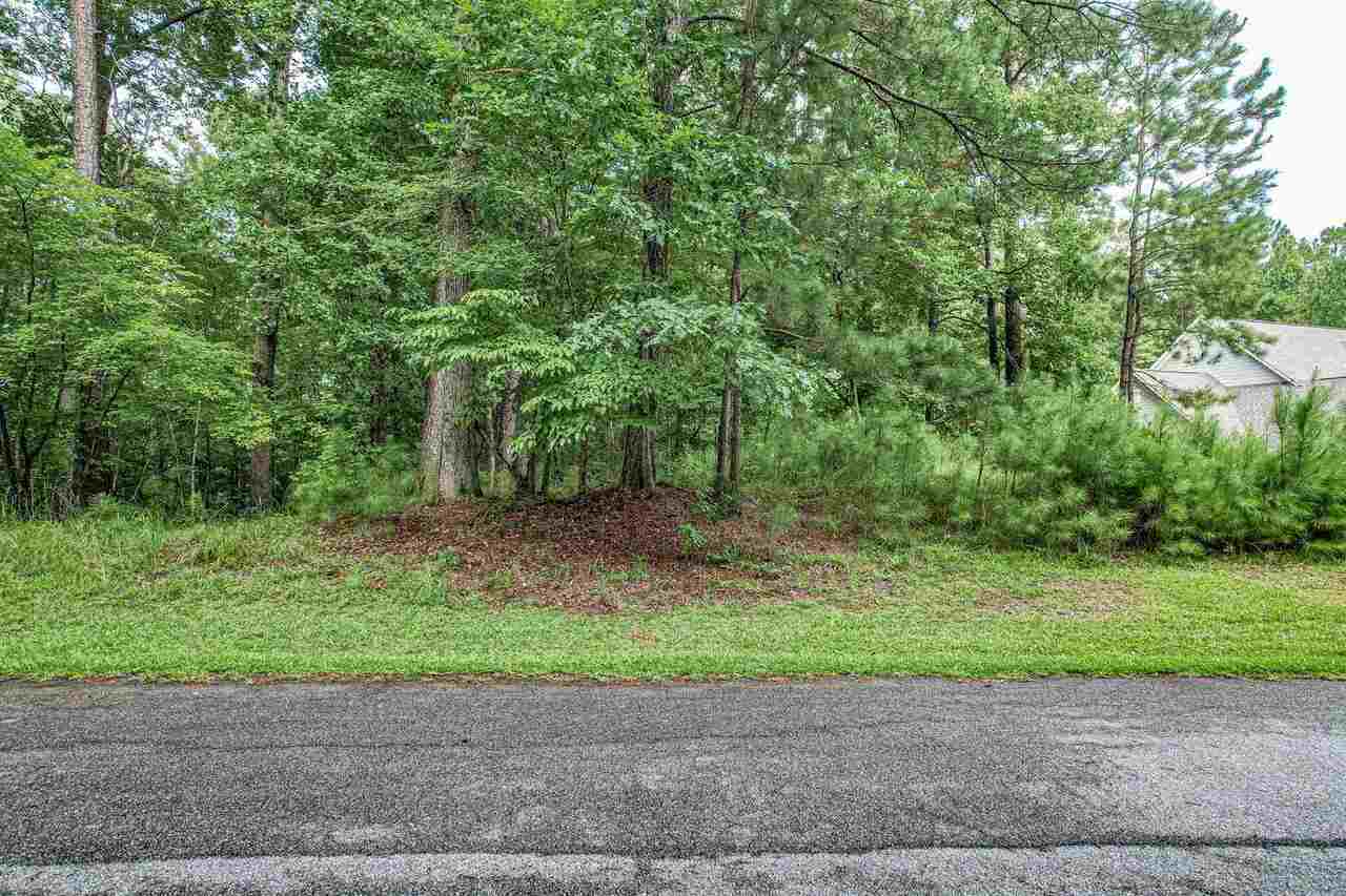 Property Photo: 1011 Shadow Creek Way 1052 GA 30642