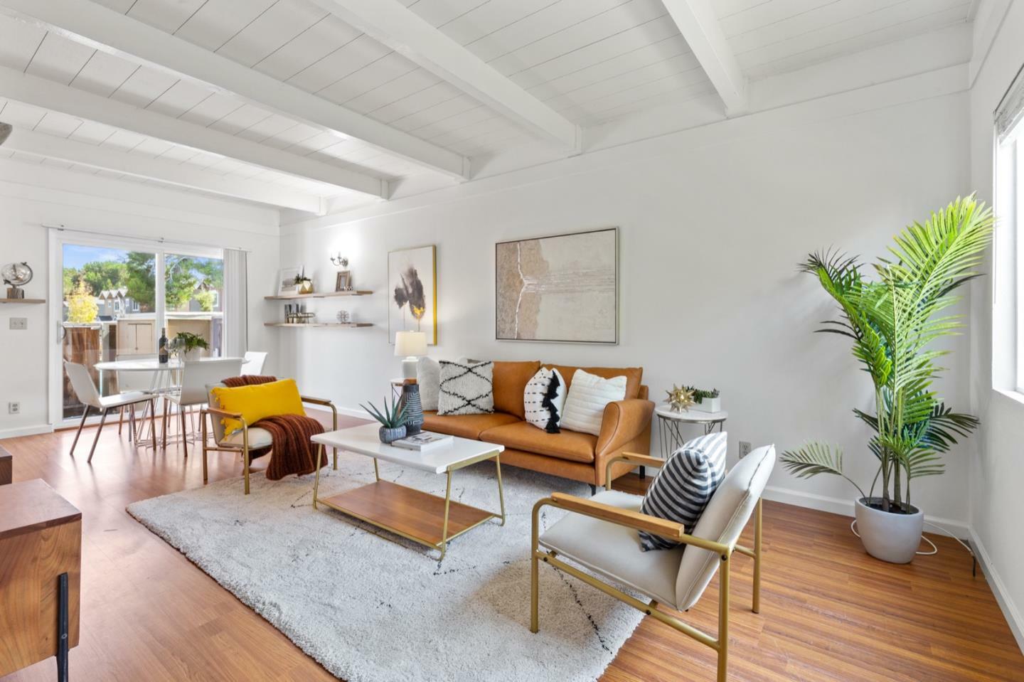Property Photo: 532 Tyrella Avenue 3 CA 94043