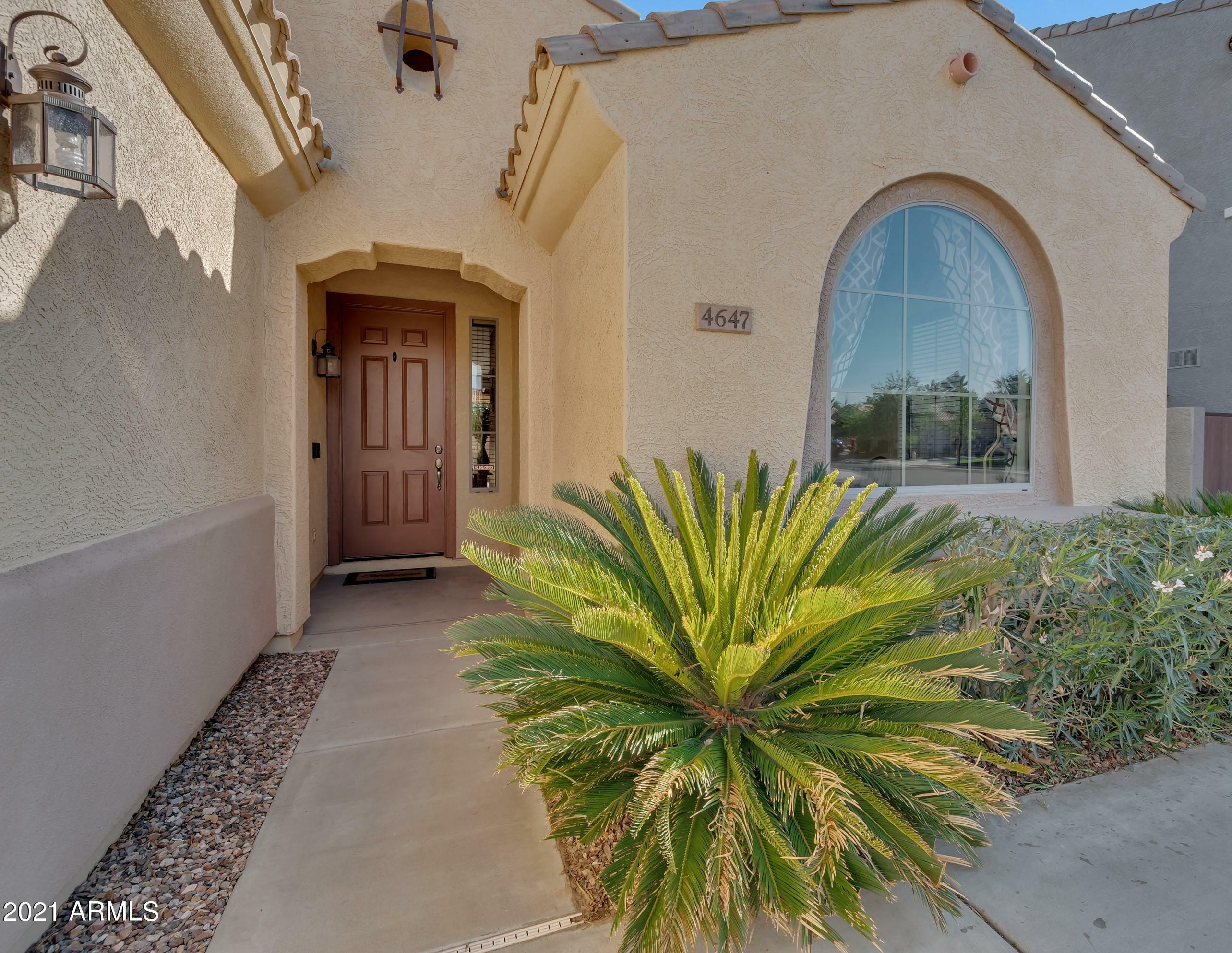 Property Photo: 4647 E Timberline Road AZ 85297
