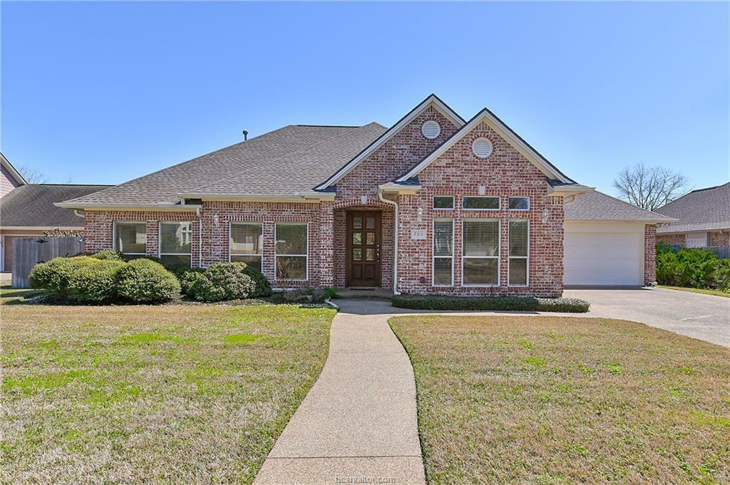 Property Photo: 706 Prestwick Court TX 77845