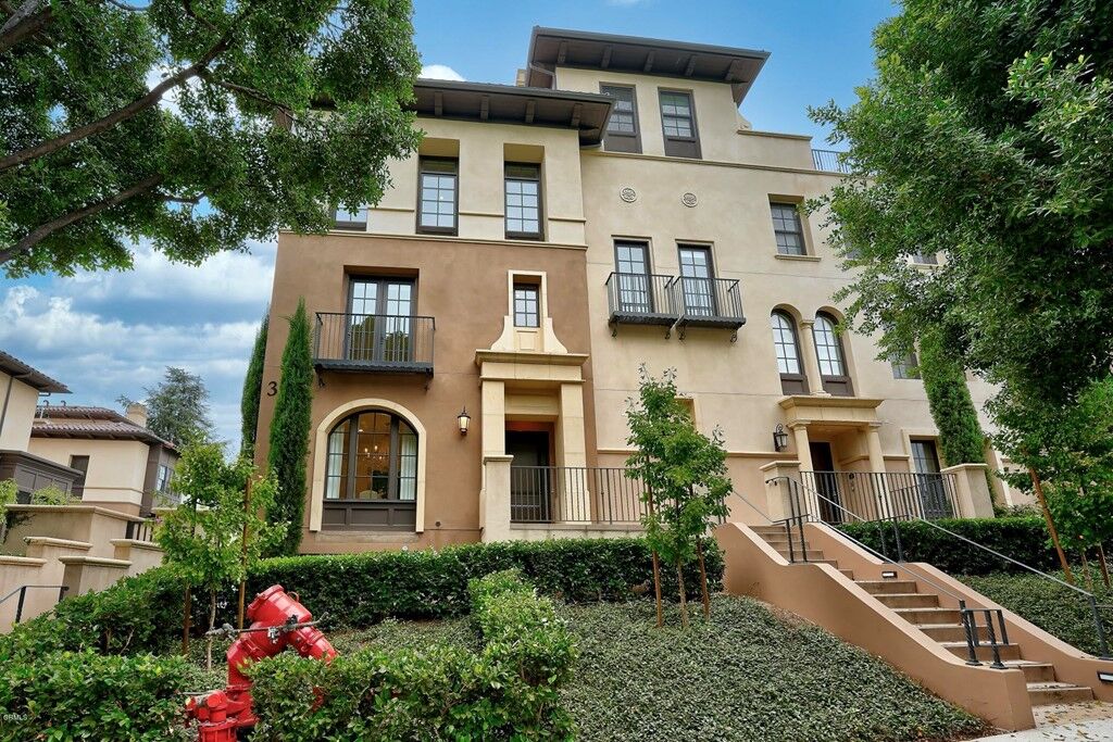 Property Photo: 382 W W Green Street 134 CA 91105