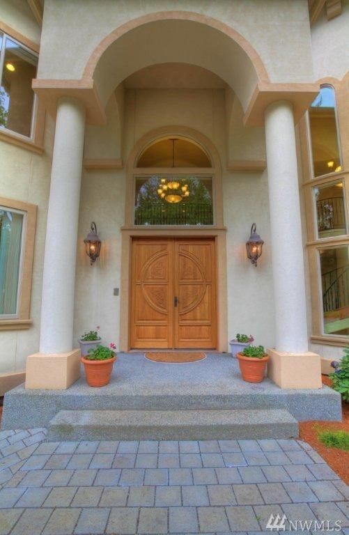 Property Photo: 26239 SE 162nd Place WA 98027