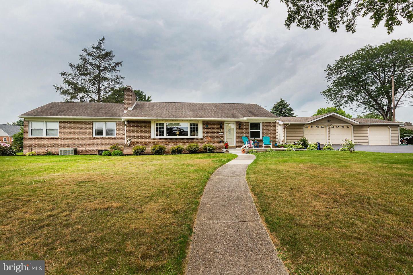 Property Photo: 116 Crescent Avenue PA 17522
