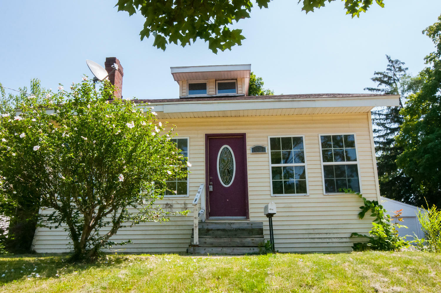 Property Photo:  107 Academy Street  MI 49014 