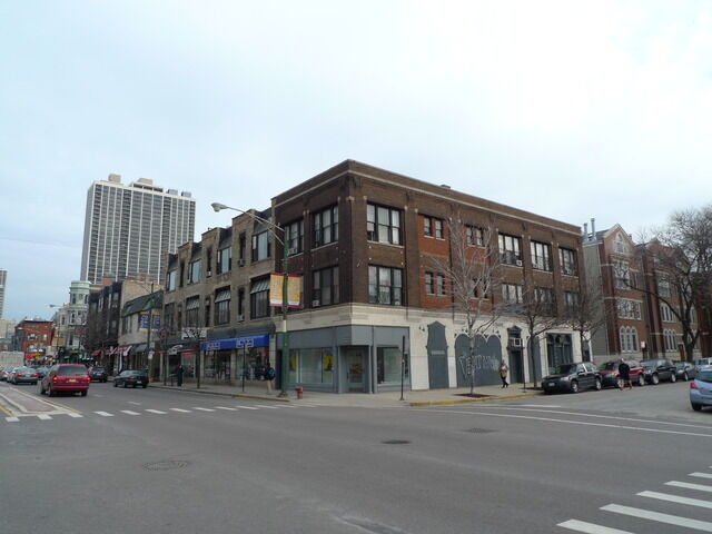 Property Photo: 245 W North Avenue 111 IL 60610