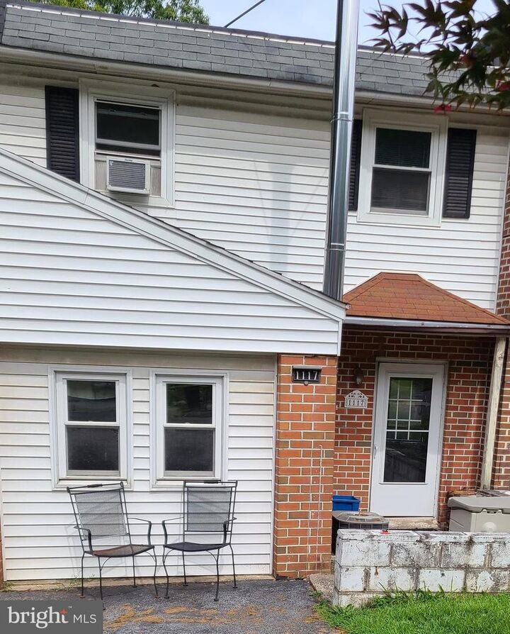 1117 Fox Run  Reading PA 19606 photo