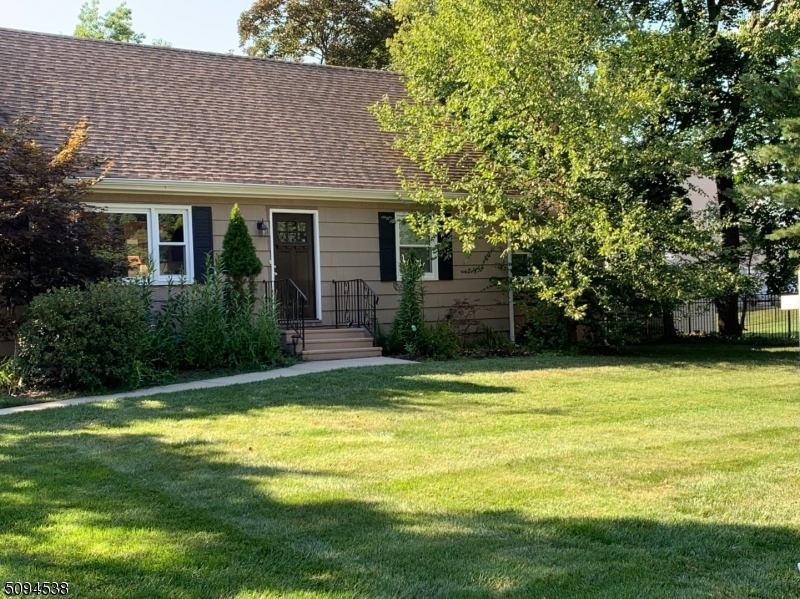 Property Photo:  84 Hillview Ave  NJ 08823 