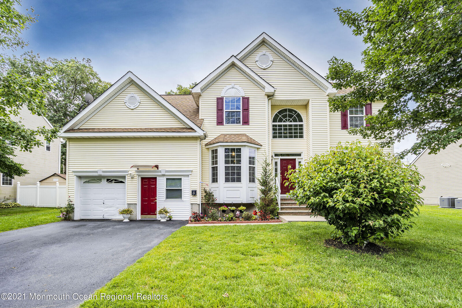 Property Photo:  53 Old Main Shore Road  NJ 08005 