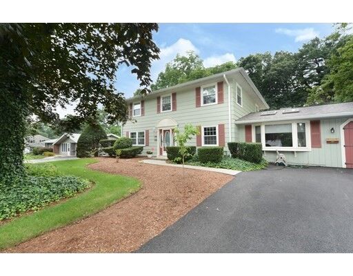 Property Photo:  10 Myrna Rd  MA 01701 