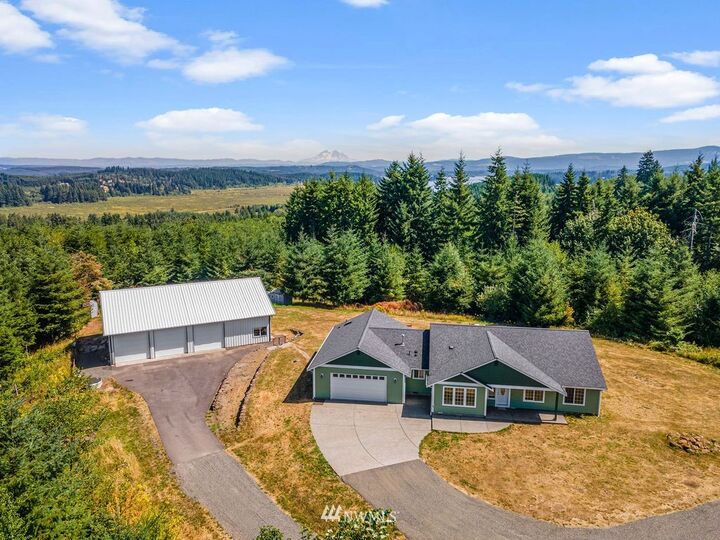 Property Photo: 201 Sparrow Lane WA 98611