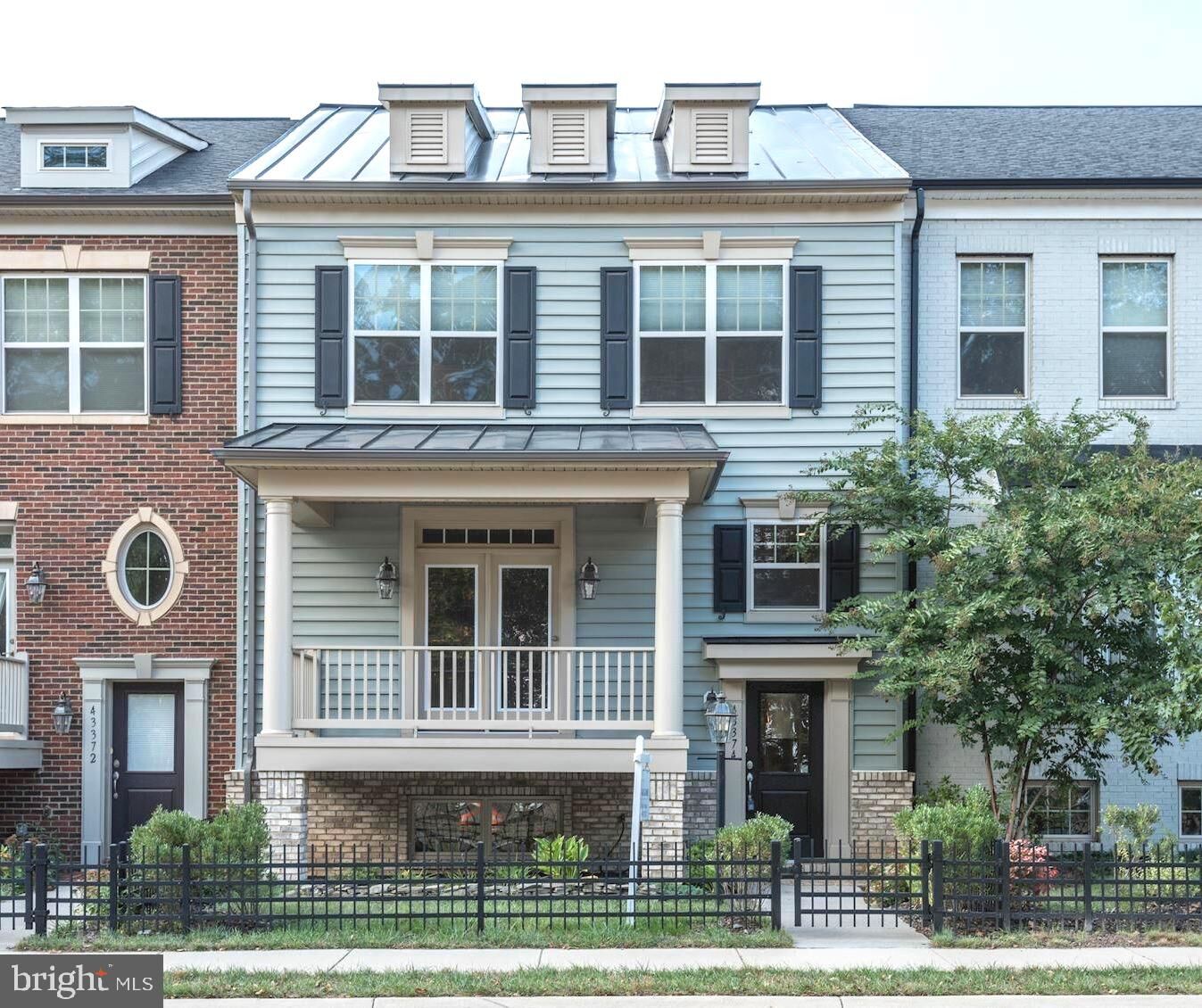 Property Photo: 43374 Old Ryan Road VA 20148