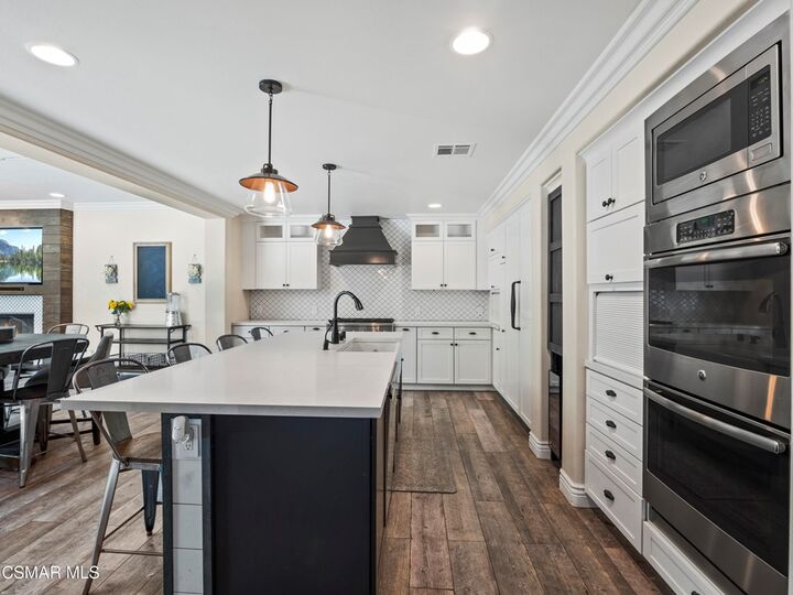 Property Photo: 3206 Grafton Street CA 93063