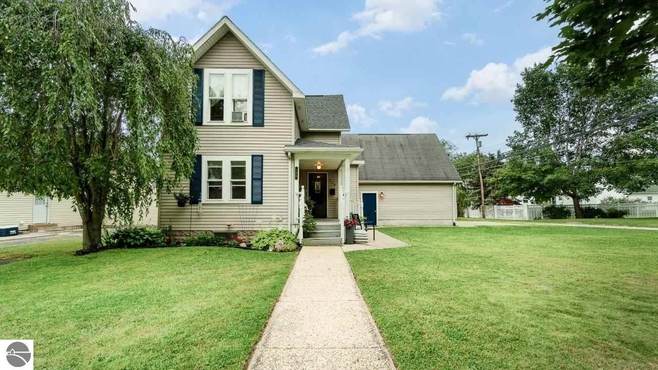 Property Photo:  120 Hastings Street  MI 48801 