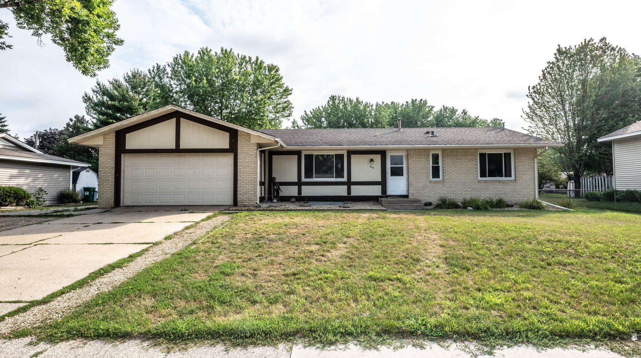 845 Cortland Drive  Apple Valley MN 55124 photo