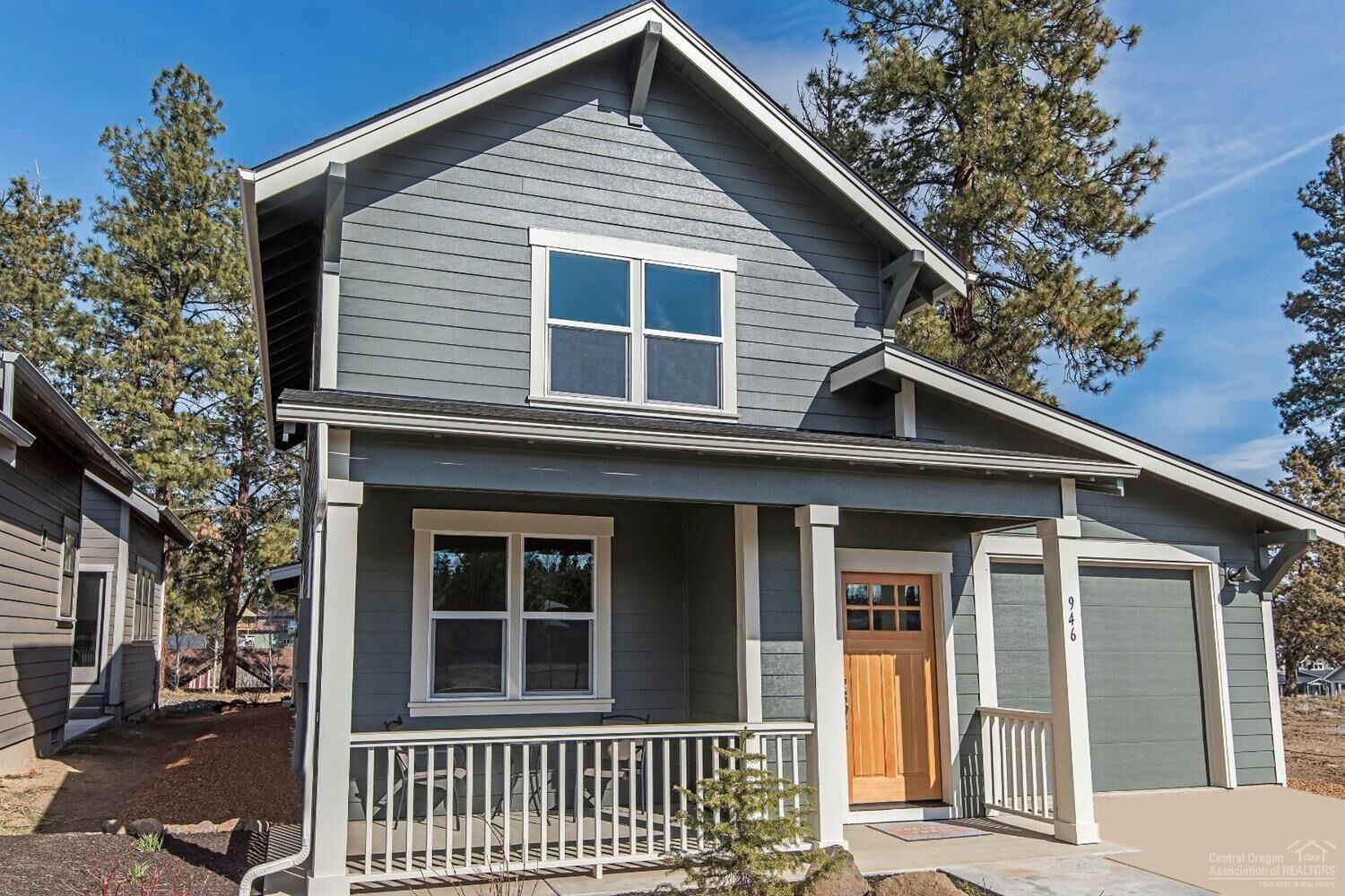 Property Photo:  999 E Black Butte Avenue  OR 97759 