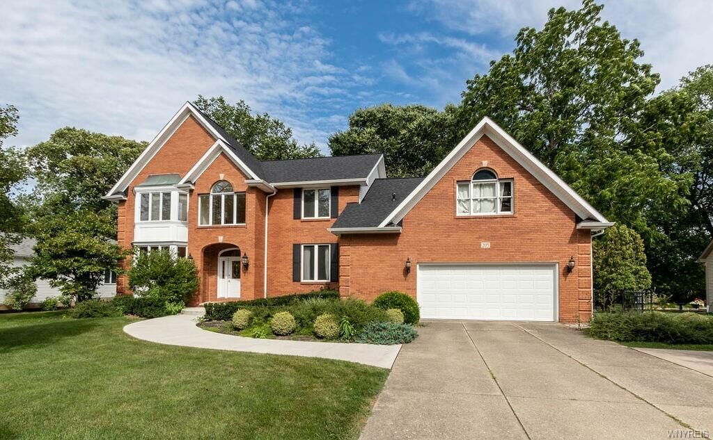 Property Photo:  205 Deerwood Lane  NY 14072 