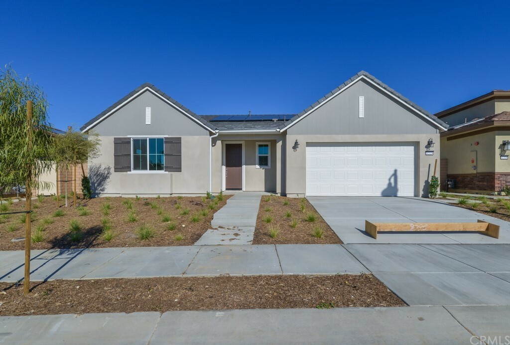 Property Photo:  32324 Sonder Way  CA 92591 