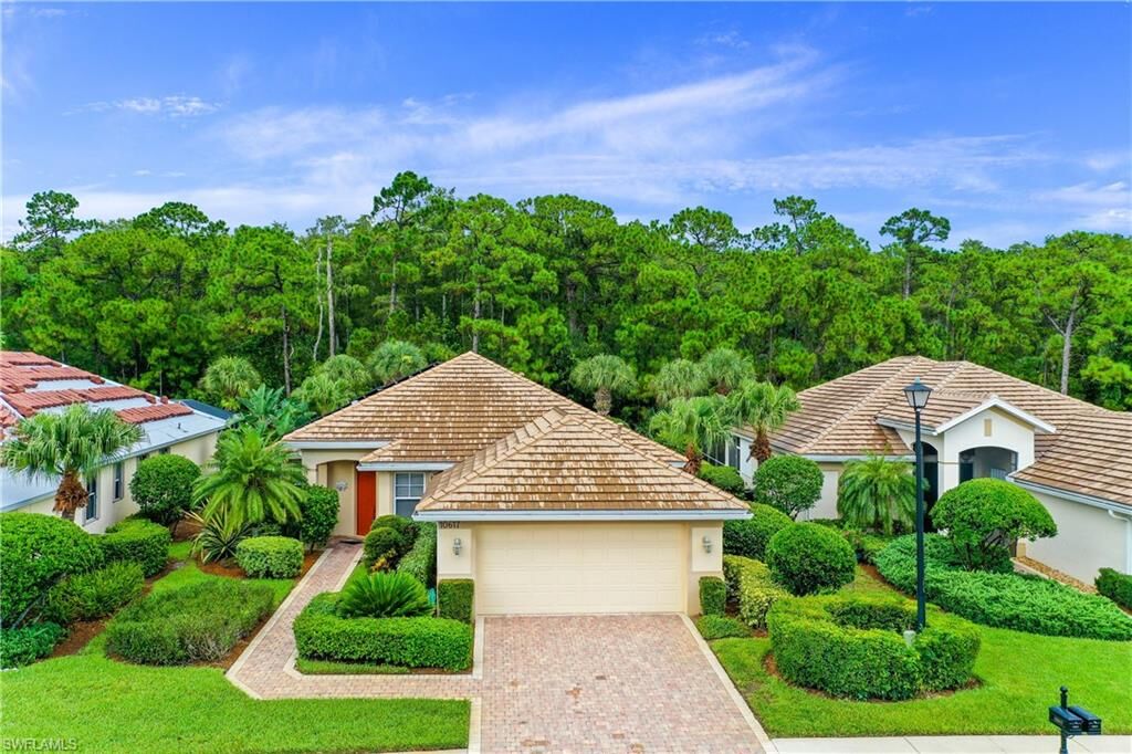 Property Photo: 10617 Vicenza Ct FL 33913