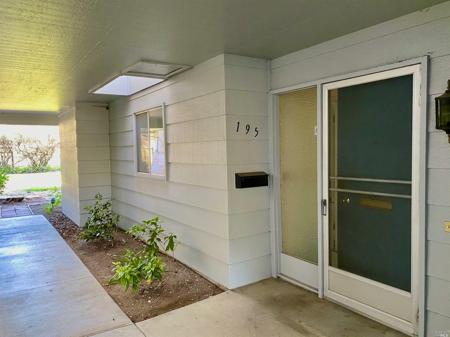Property Photo: 195 White Oak Drive CA 95409