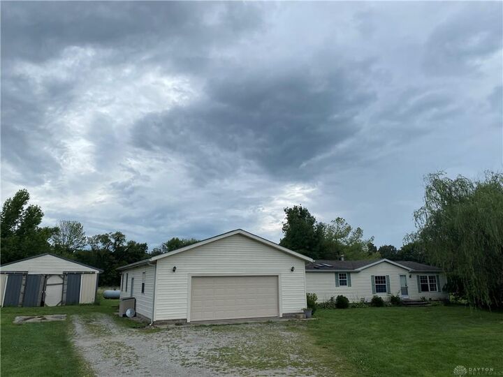 2723 Gano Road  Wilmington OH 45177 photo