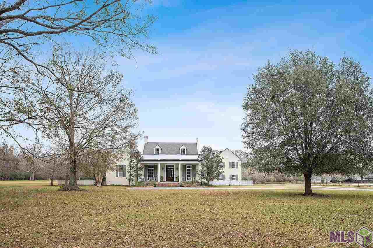 Property Photo:  18530 Alligator Bayou Rd  LA 70769 