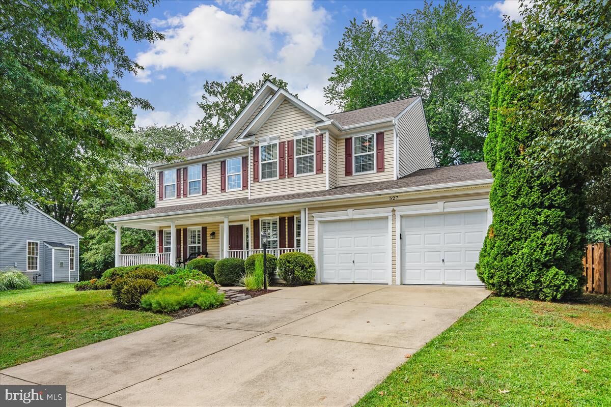 Property Photo: 527 Rugby Court VA 20132