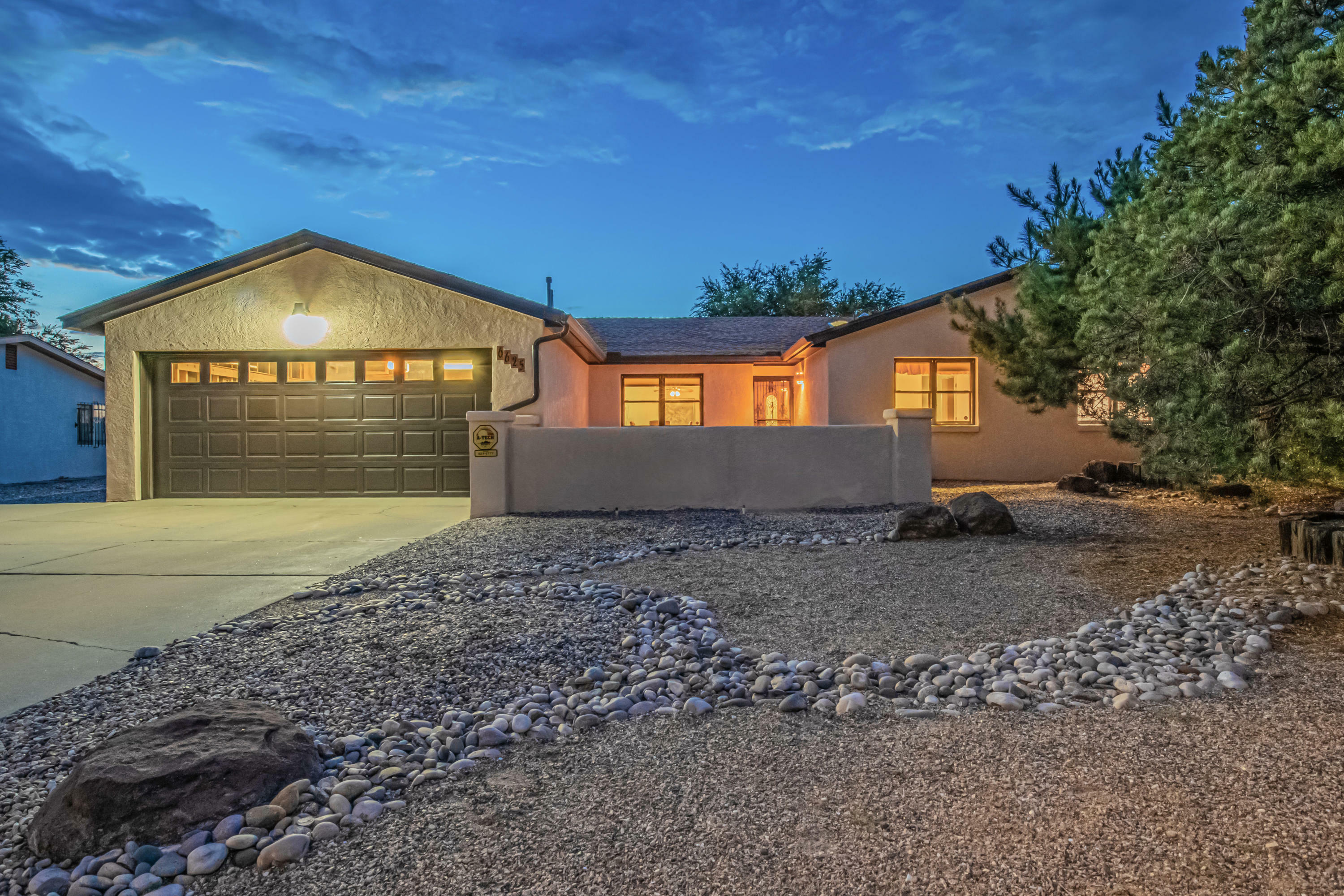 Property Photo:  6625 Gisele Drive NE  NM 87109 