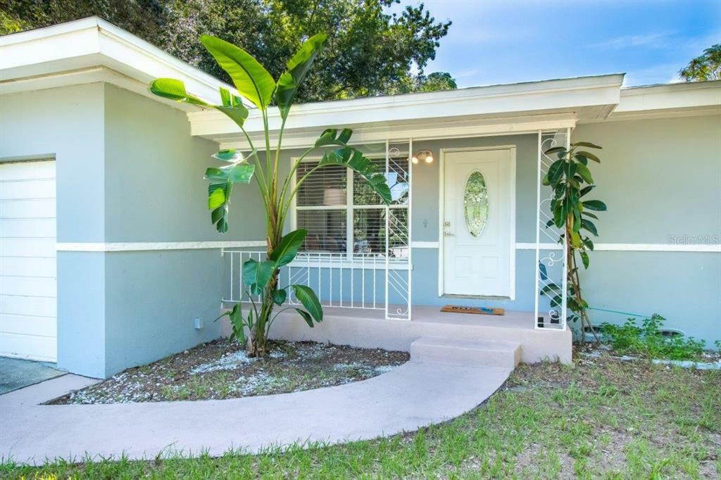 Property Photo:  1600 Barbara Avenue  FL 33755 