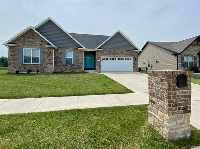 Property Photo: 612 Daniel Drive 62258